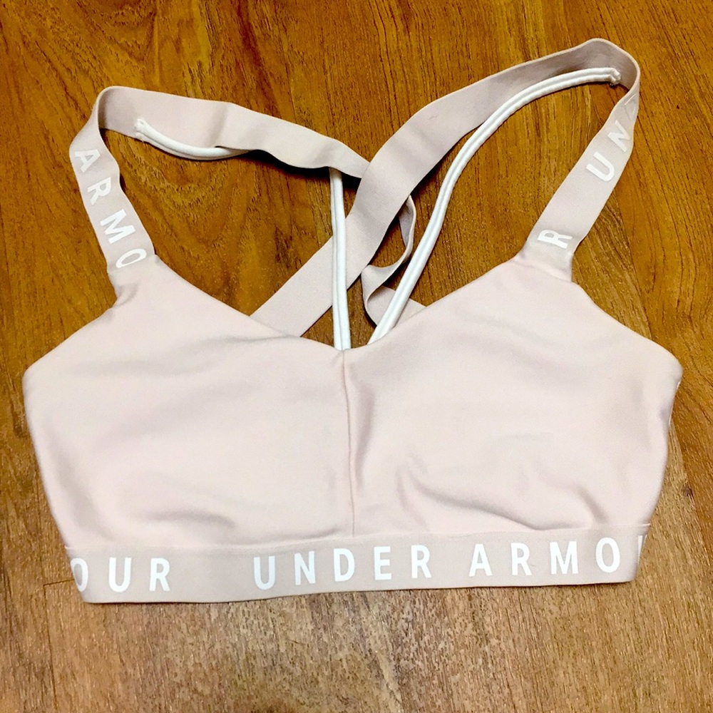 Light pink sports bra